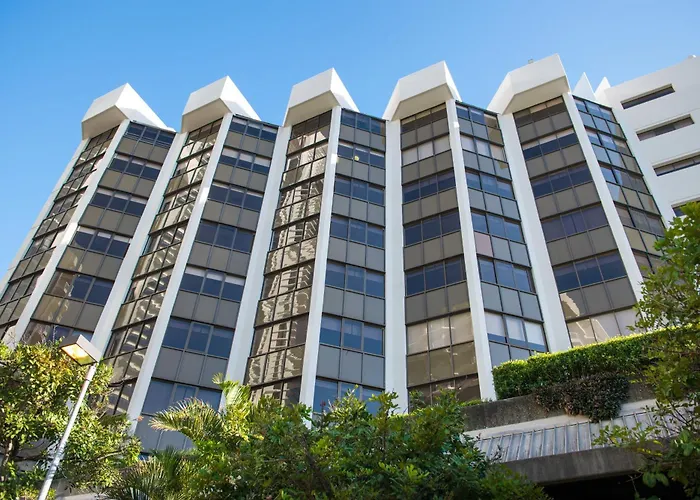Tiki Hotel Apartments Surfers Paradise