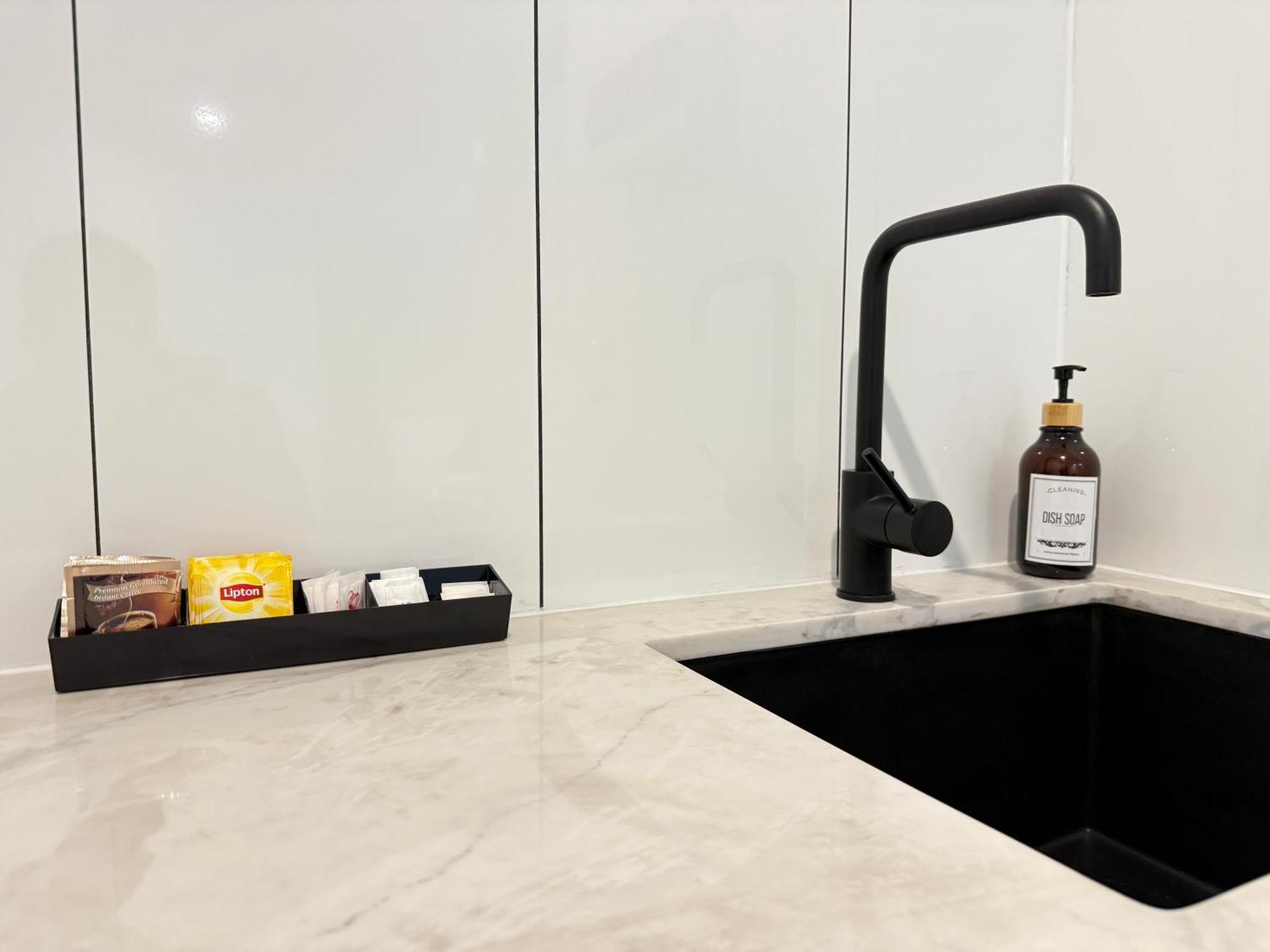 Aparthotel Tiki Surfers Paradise Gold Coast